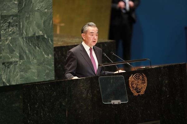 王毅:一大批全球南方国家卓然壮大,一两个大国说了算的时代已经一去不复返
