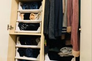衣服怎么收纳节省空间 衣服怎么收纳节省空间