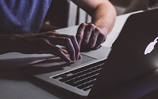 平凡女人如何做好一份小生意赚钱?,一位平凡女性的逆袭之路,从一个小生意做起的钱途探索